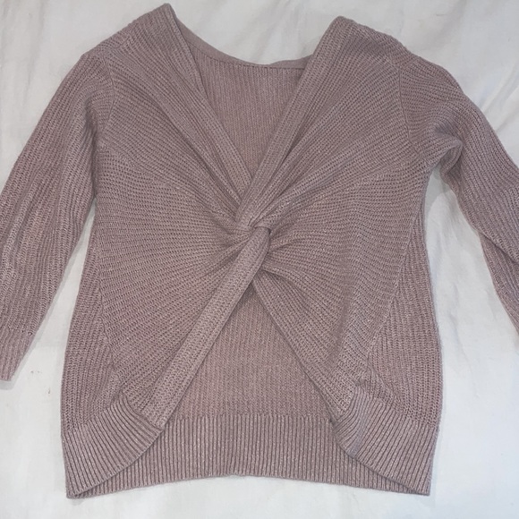 KNOT TWIST x SWEATER 🎀 - Picture 4 of 4
